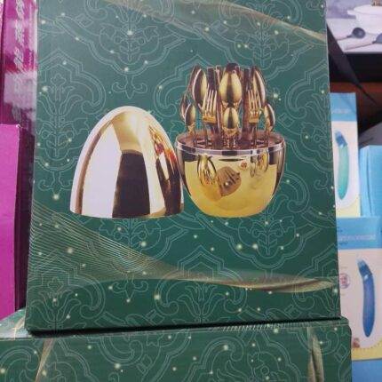 Egg shaped gold cutlery spoon set